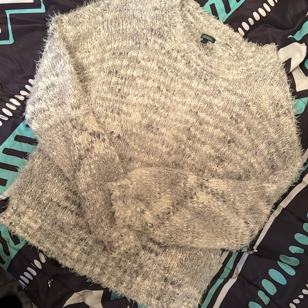 Wild fable fuzzy pull over